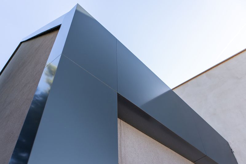 Využití hliníkových voštinových panelů v architektuře